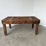 Table basse savoyarde art populaire