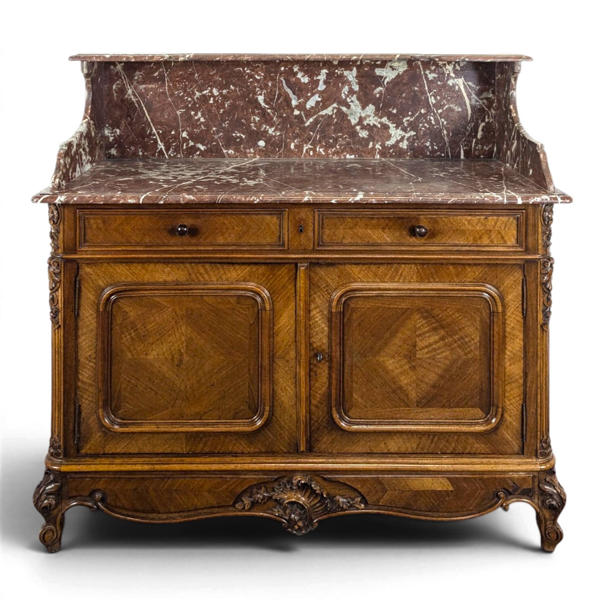 Meuble de salle de bain de style Louis XV