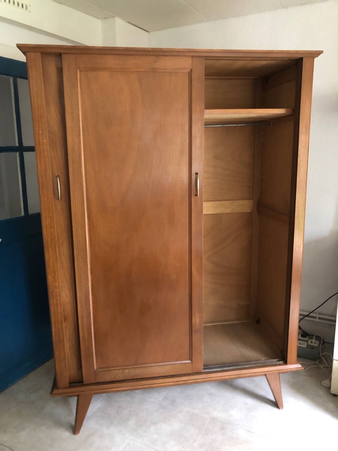 Armoire scandinave vintage
