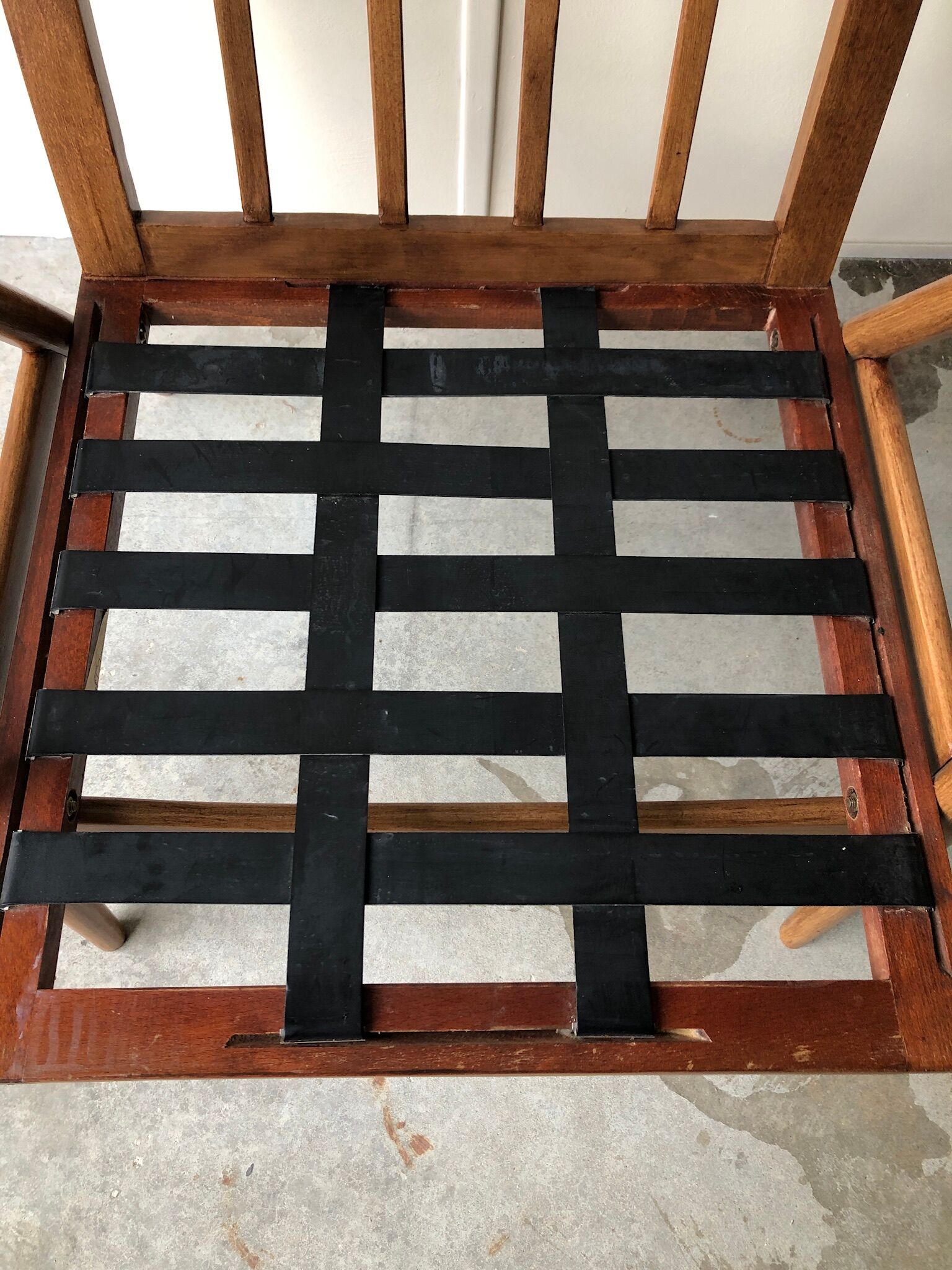 Armchair boomerang ton