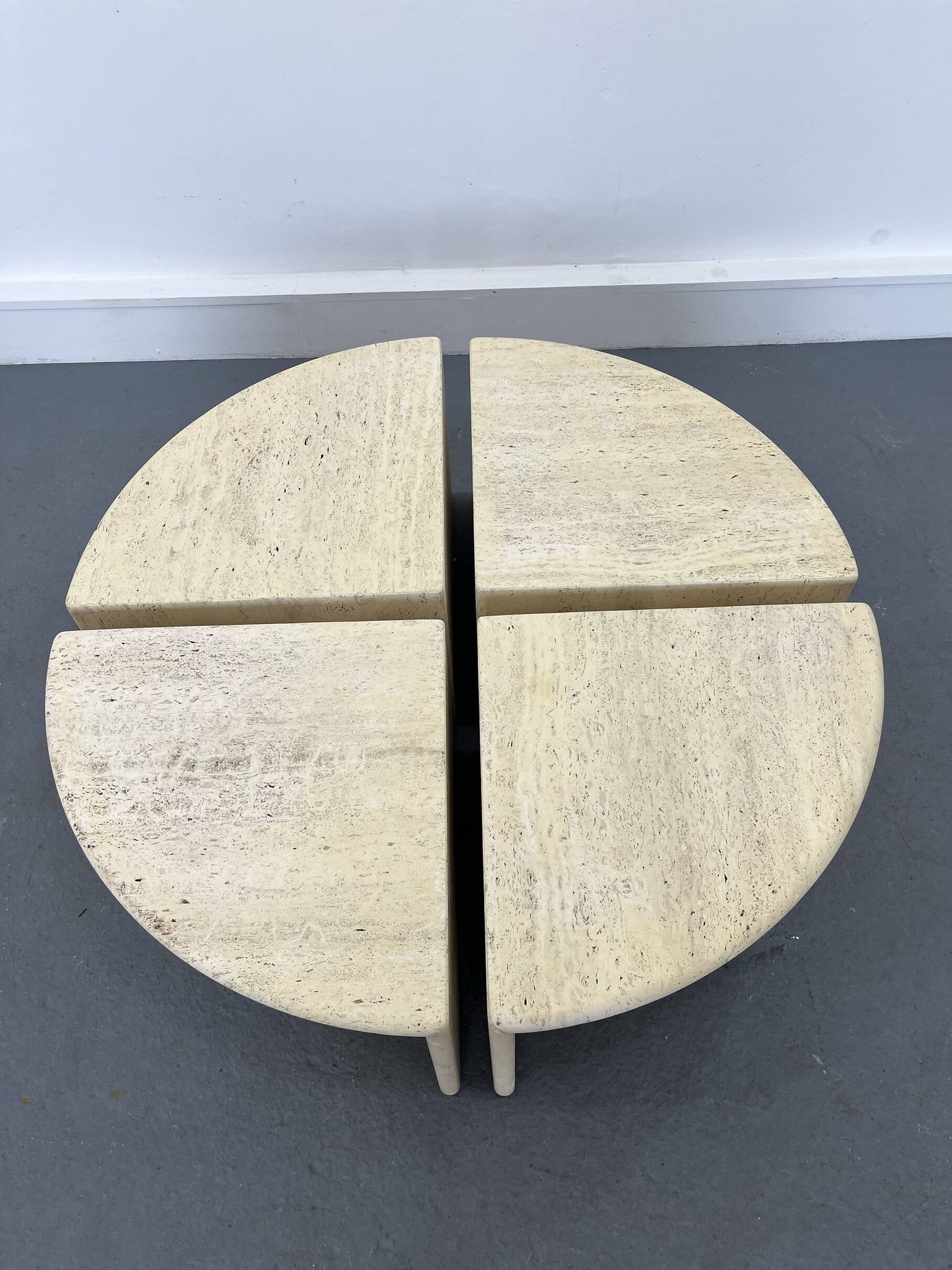 Tables Basses ou d'Appoint en Travertin, Italie, 1970s, Set de 4