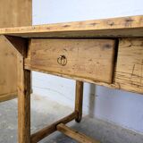 Farmhouse island table