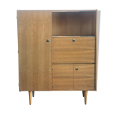 Wardrobe secretary