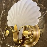 Shell wall light