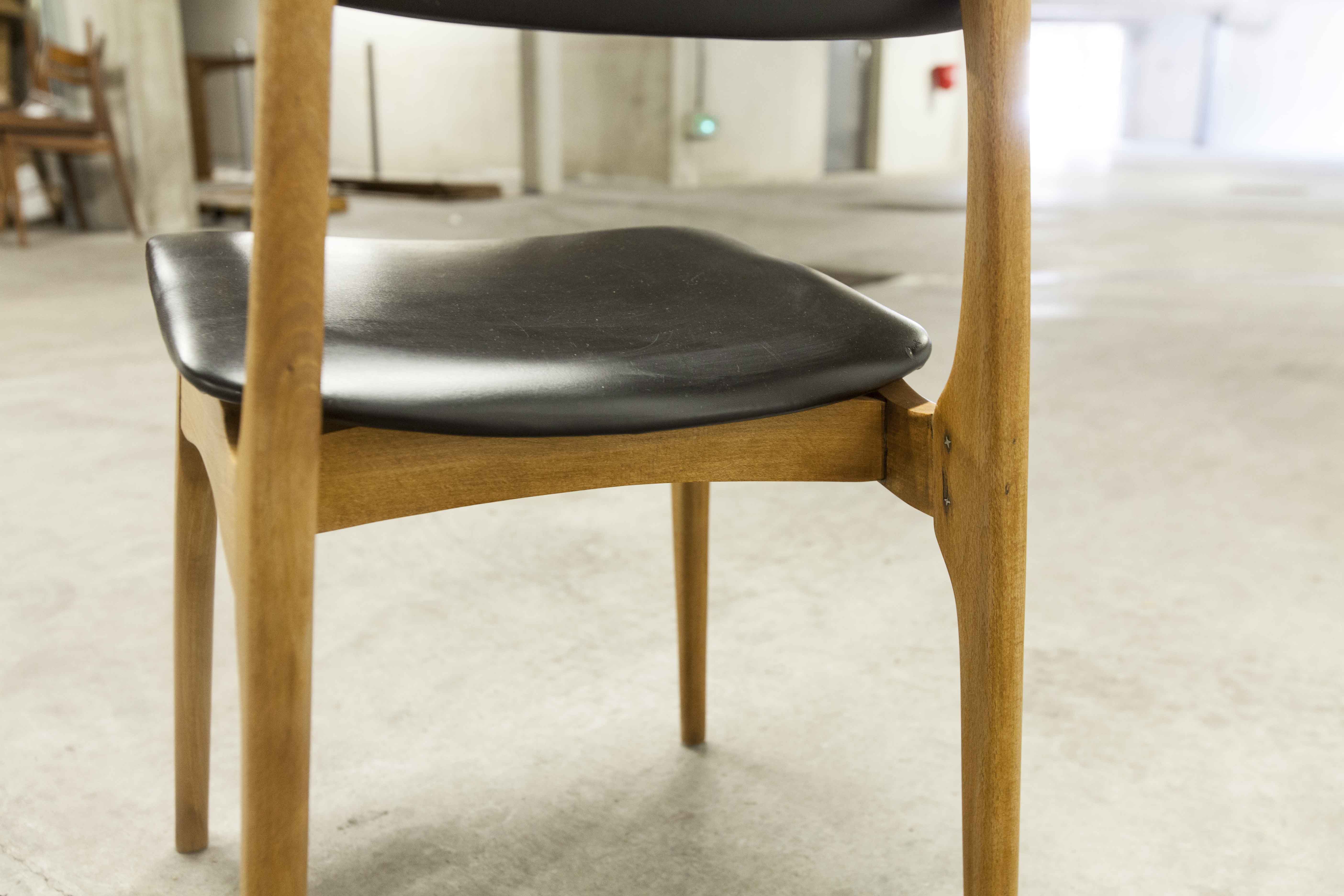 Scandinavian chair 1960 skai black