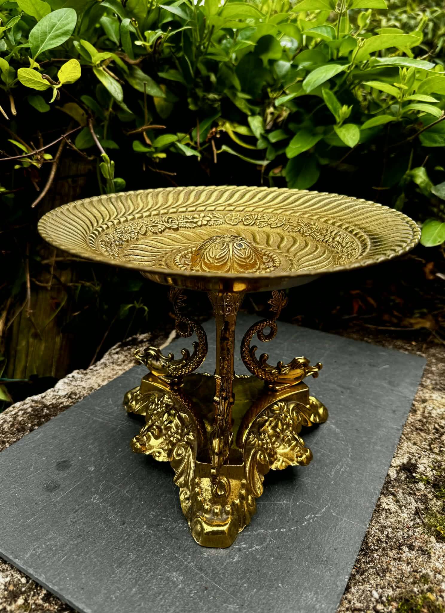 Large brass fruit bowl in Neo-Renaissance style