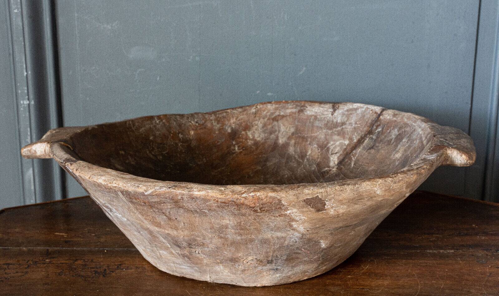 Monoxyl cup in carved wood 20th century popular art