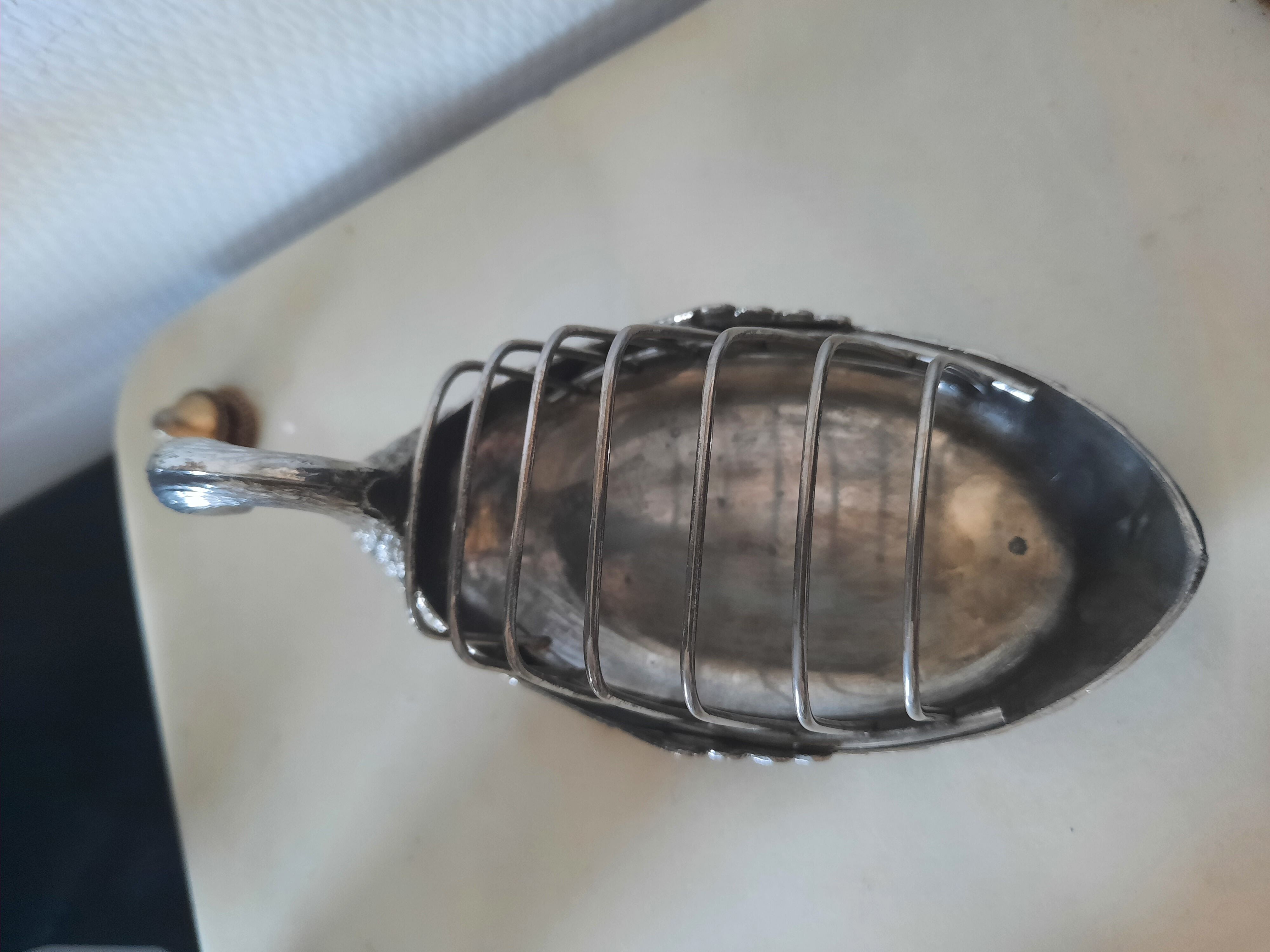 Vintage bread holder