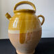 Cruche gargoulette chevrette en terre cuite vernissé jaune