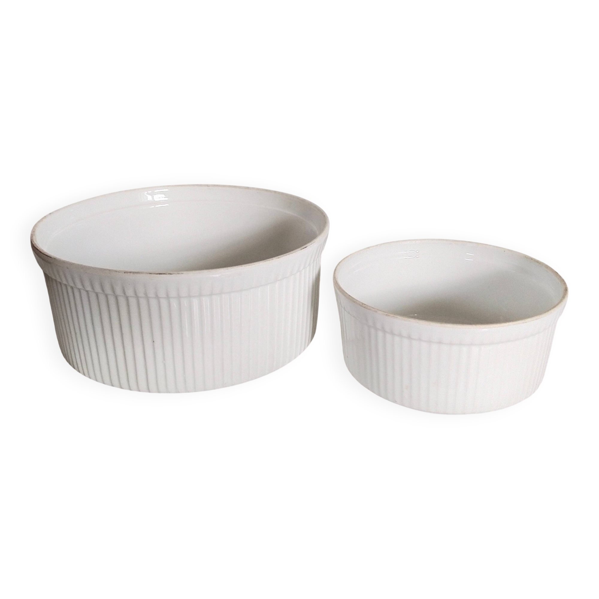 Gusseted dishes, set of 2, Apilco porcelain Pillivuyt