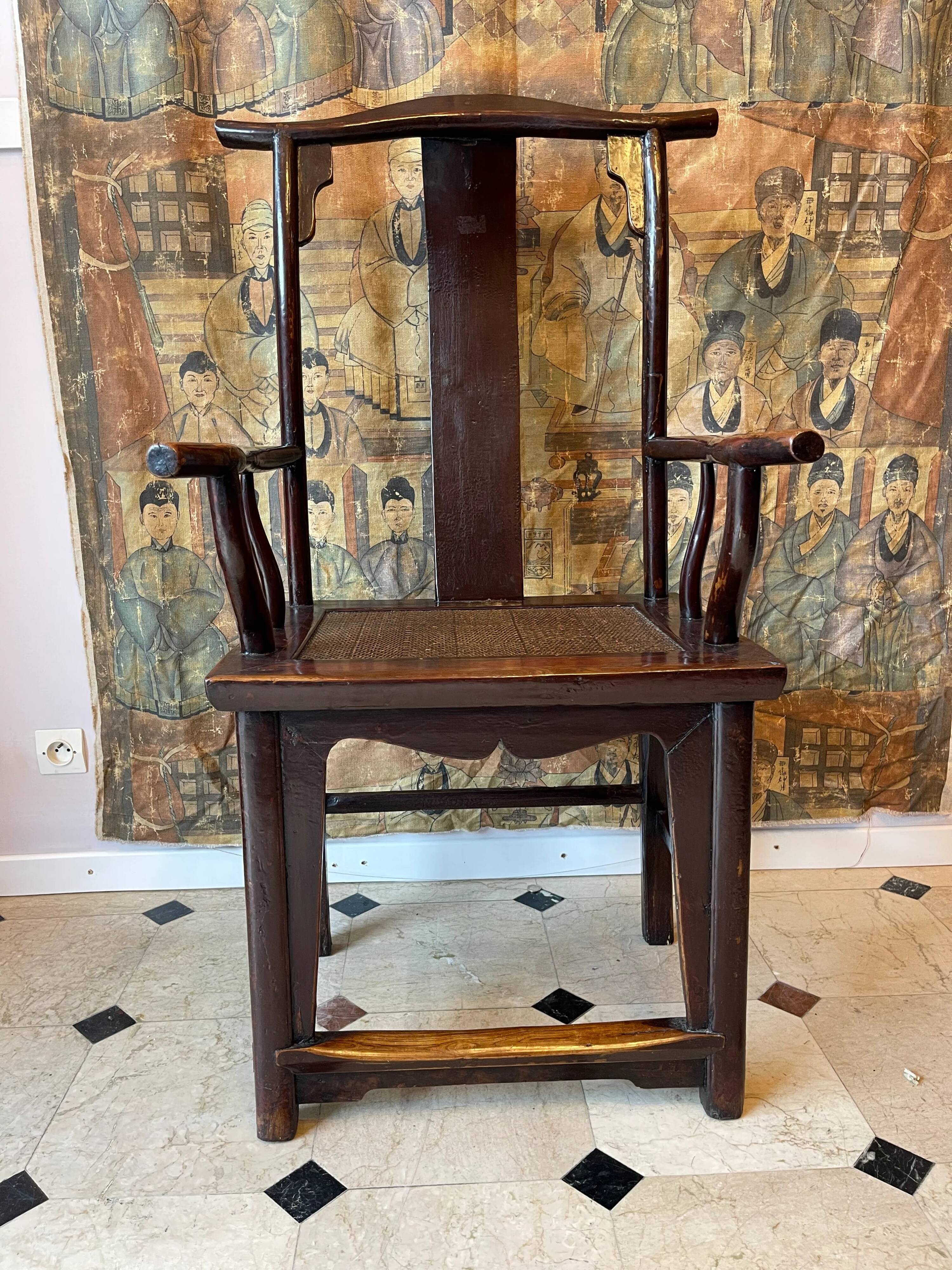 Lettered hat chair - Chinese antiquity