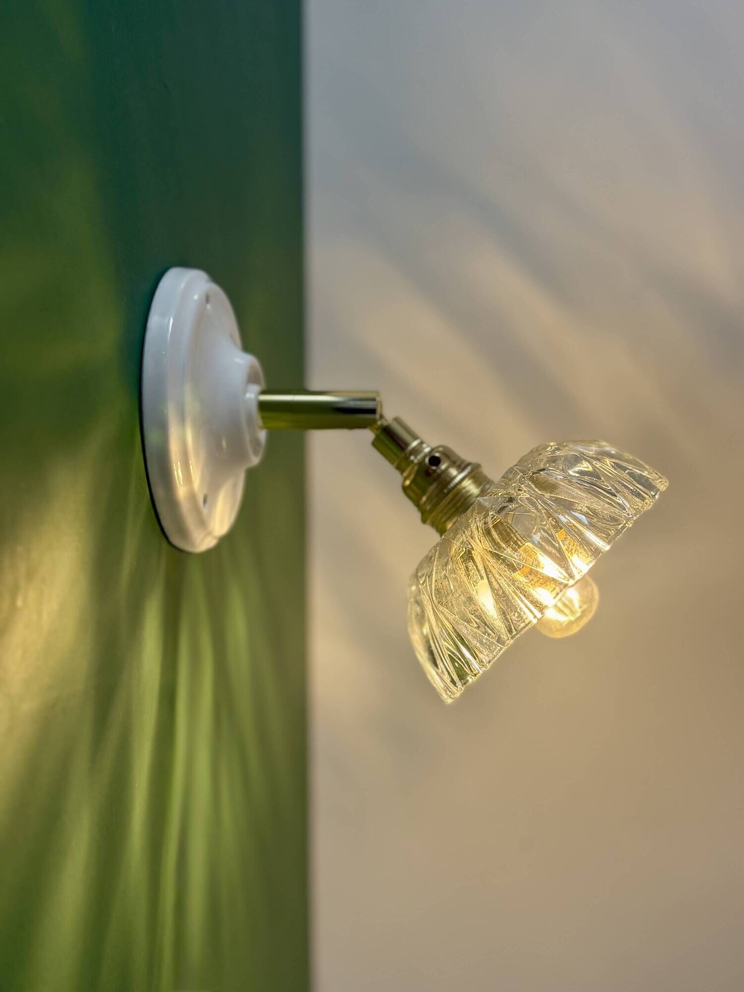 Vintage glass cut lampshade - tableware collection (APPV01)