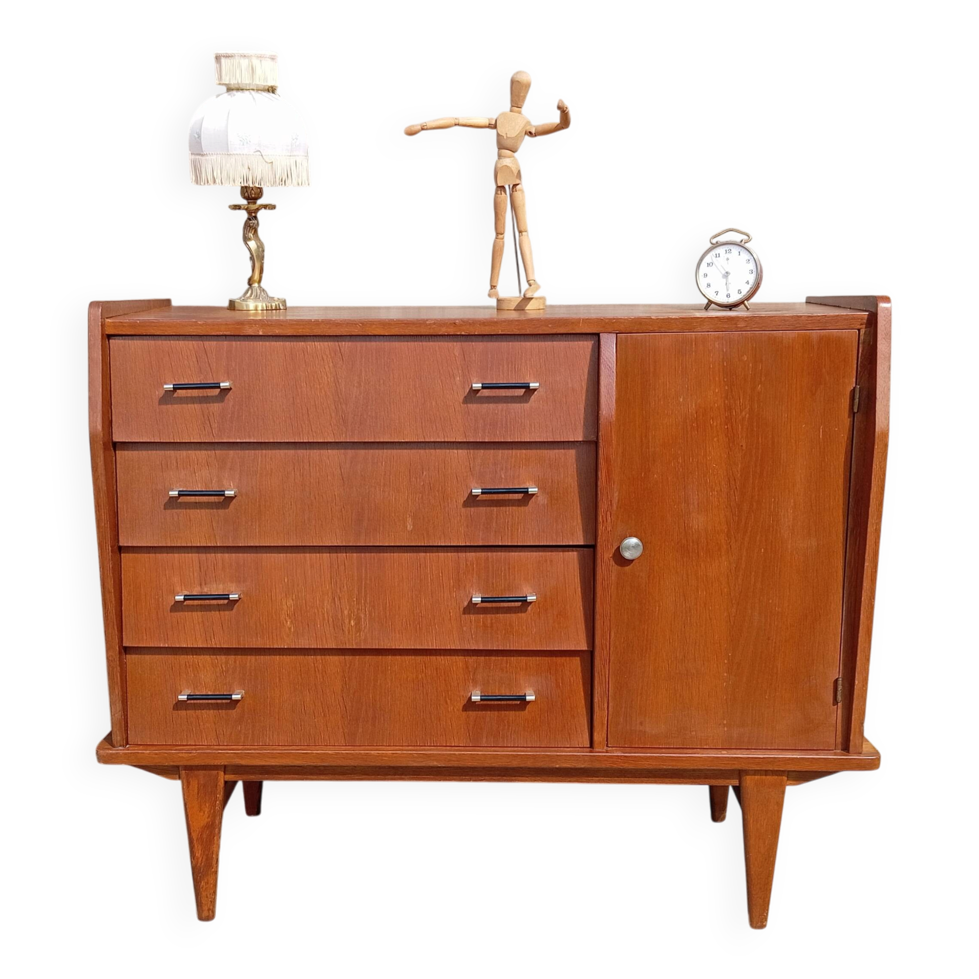 Commode scandinave
