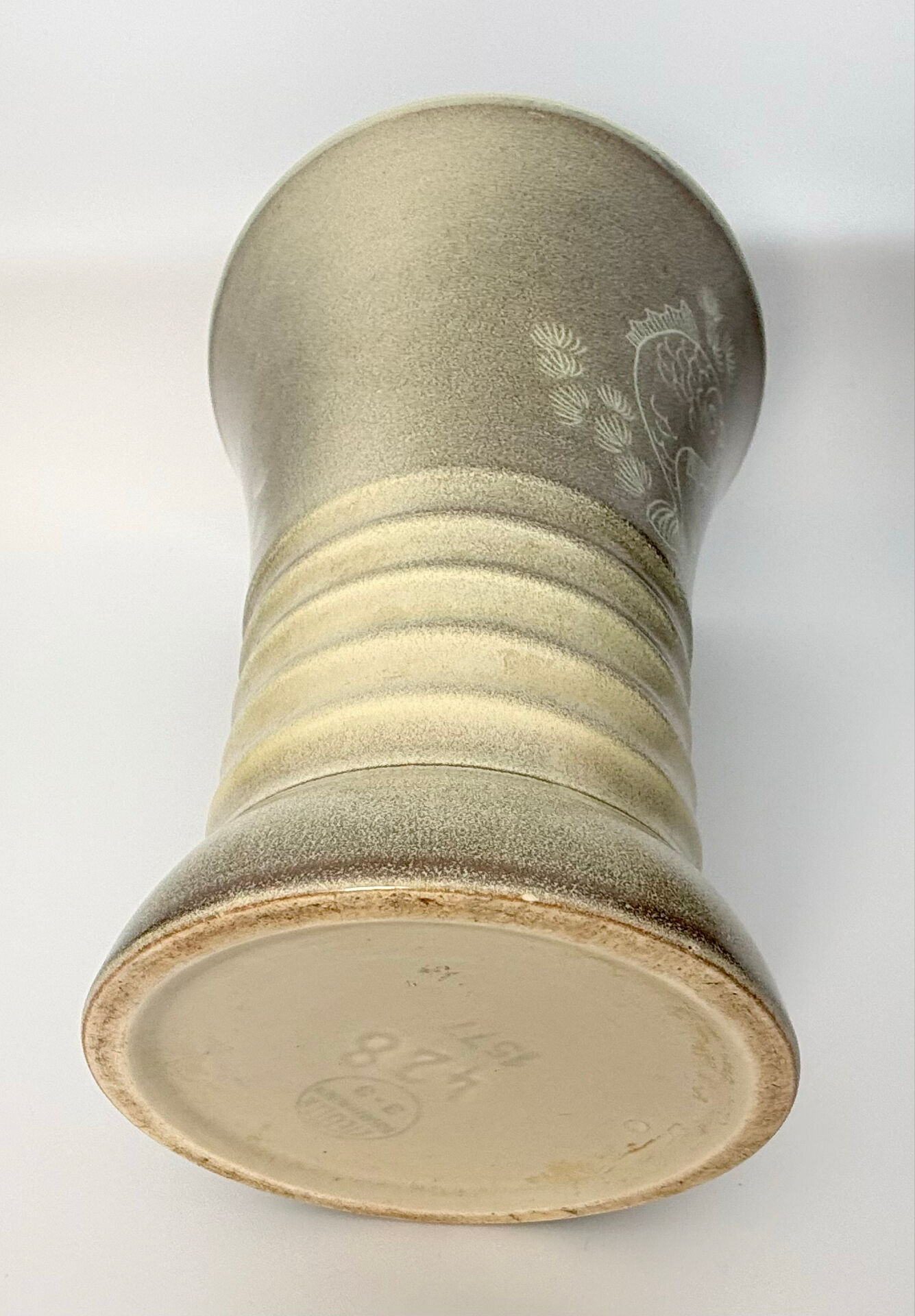 Ziegler vase Schaffhausen – sgraffito fish – Gustav Spörri period