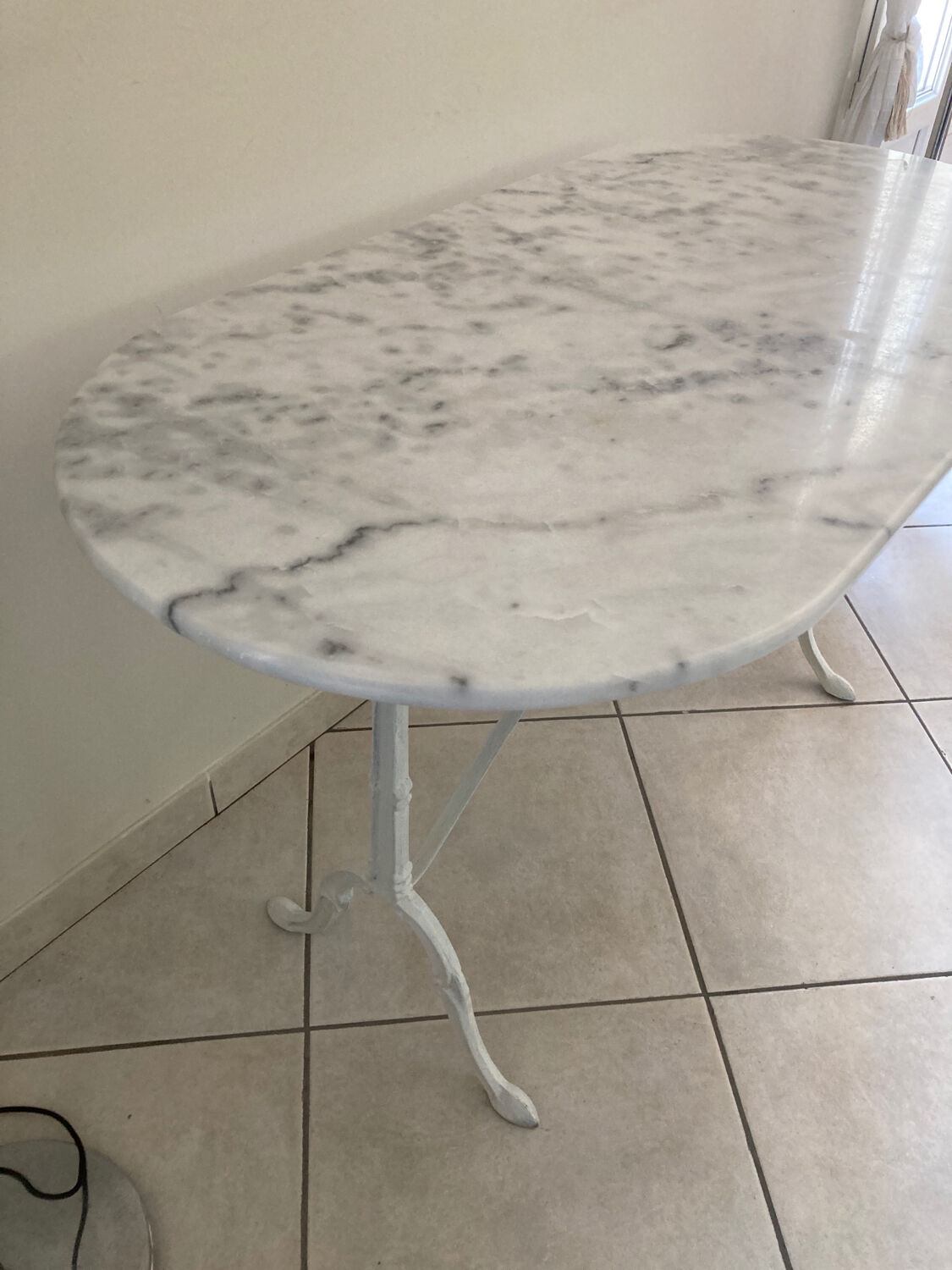 Table bistrot dessus marbre
