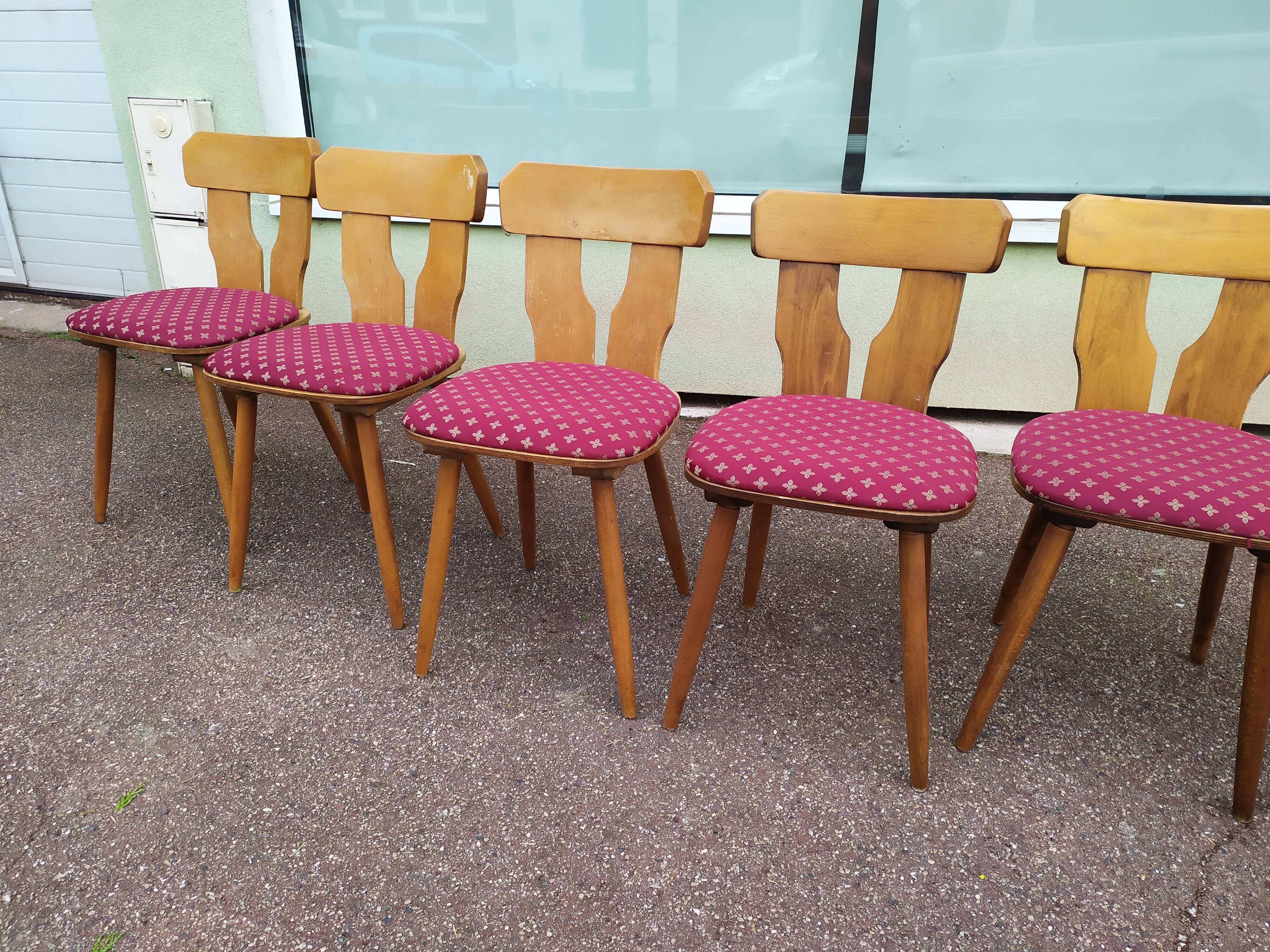 Set of 6 wooden bistro chairs with vintage cushion from the 70s/80s/90s