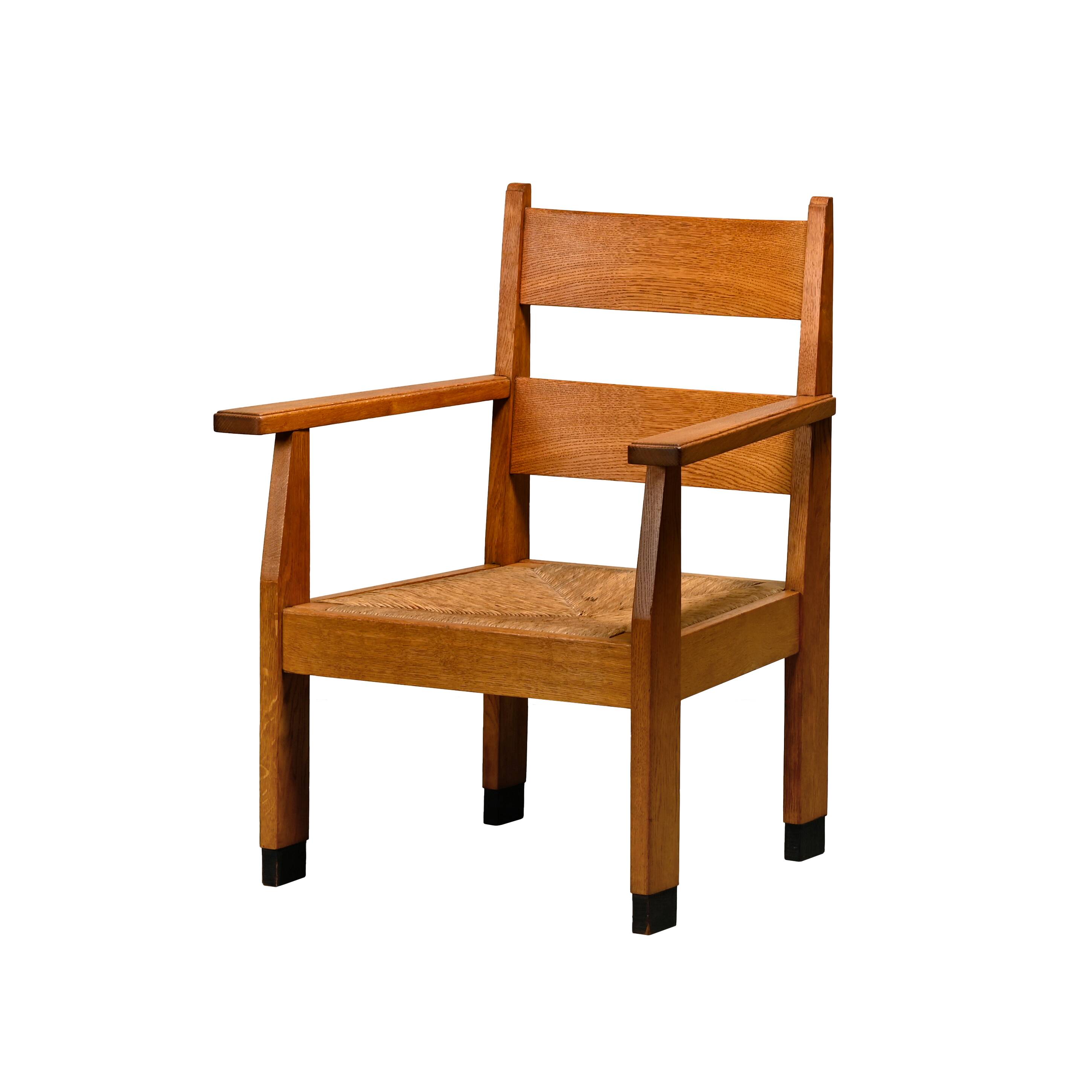 Art Deco Haagse School Armchair in solid Oak and Straw, 1930s