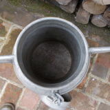 Zinc pot