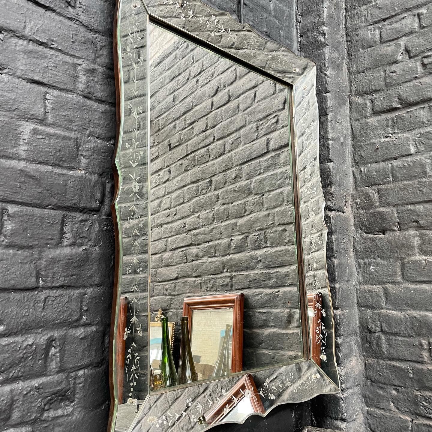 Venetian mirror 98x71cm