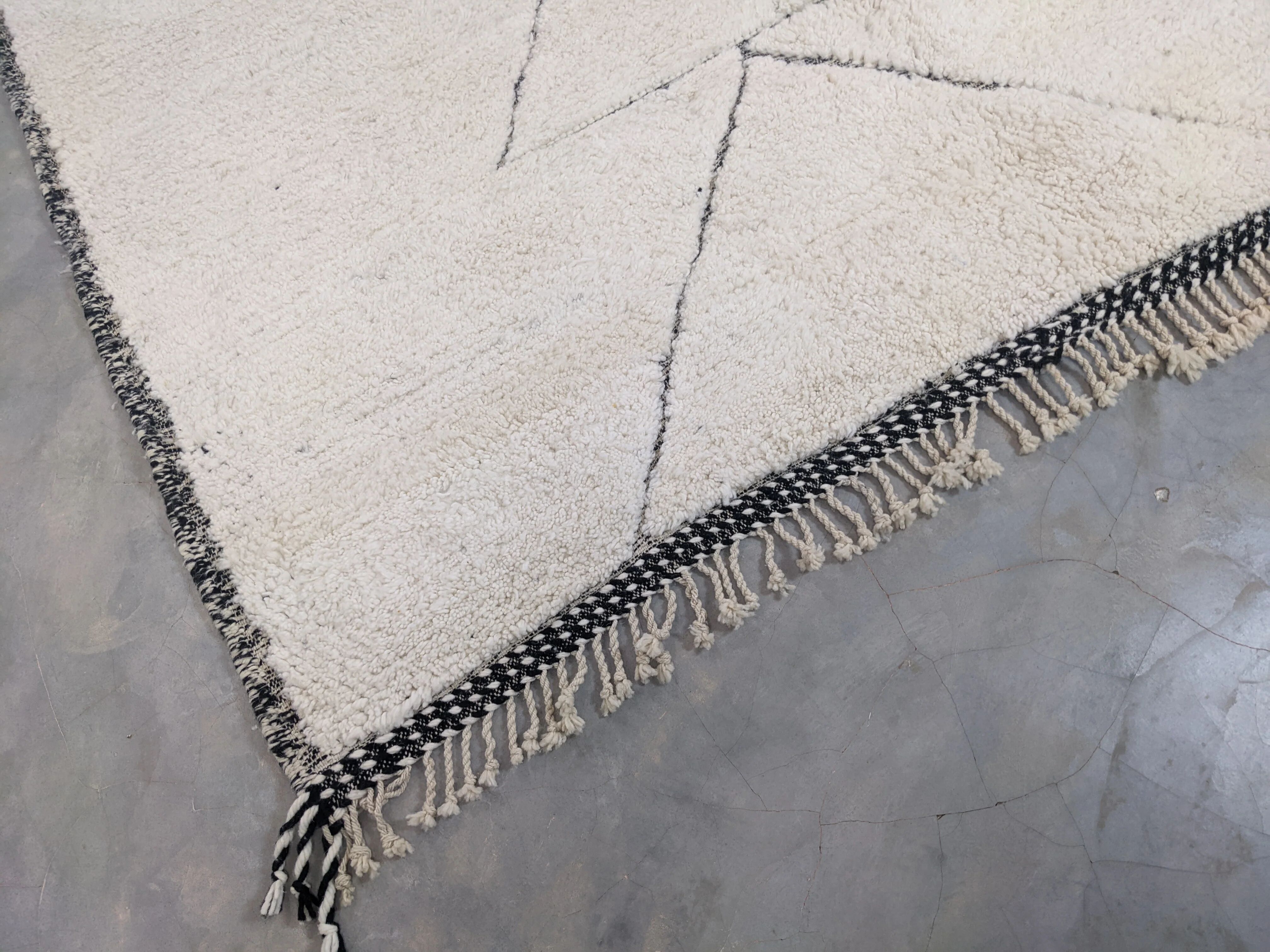 Beni Ouarain Rug – Pre-order #282