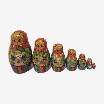 Série de 7 poupées russes anciennes Matriochkas
