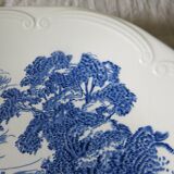 Round serving dish from Gien model "Wedgwood" in good condition