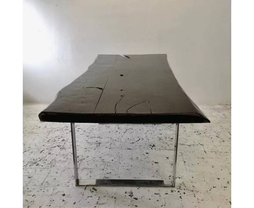 Table Brutaliste