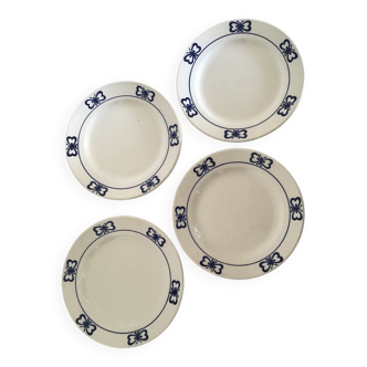 Set of 4 dessert plates