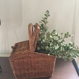 Double flap wicker basket
