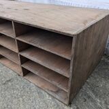 Locker, shelf