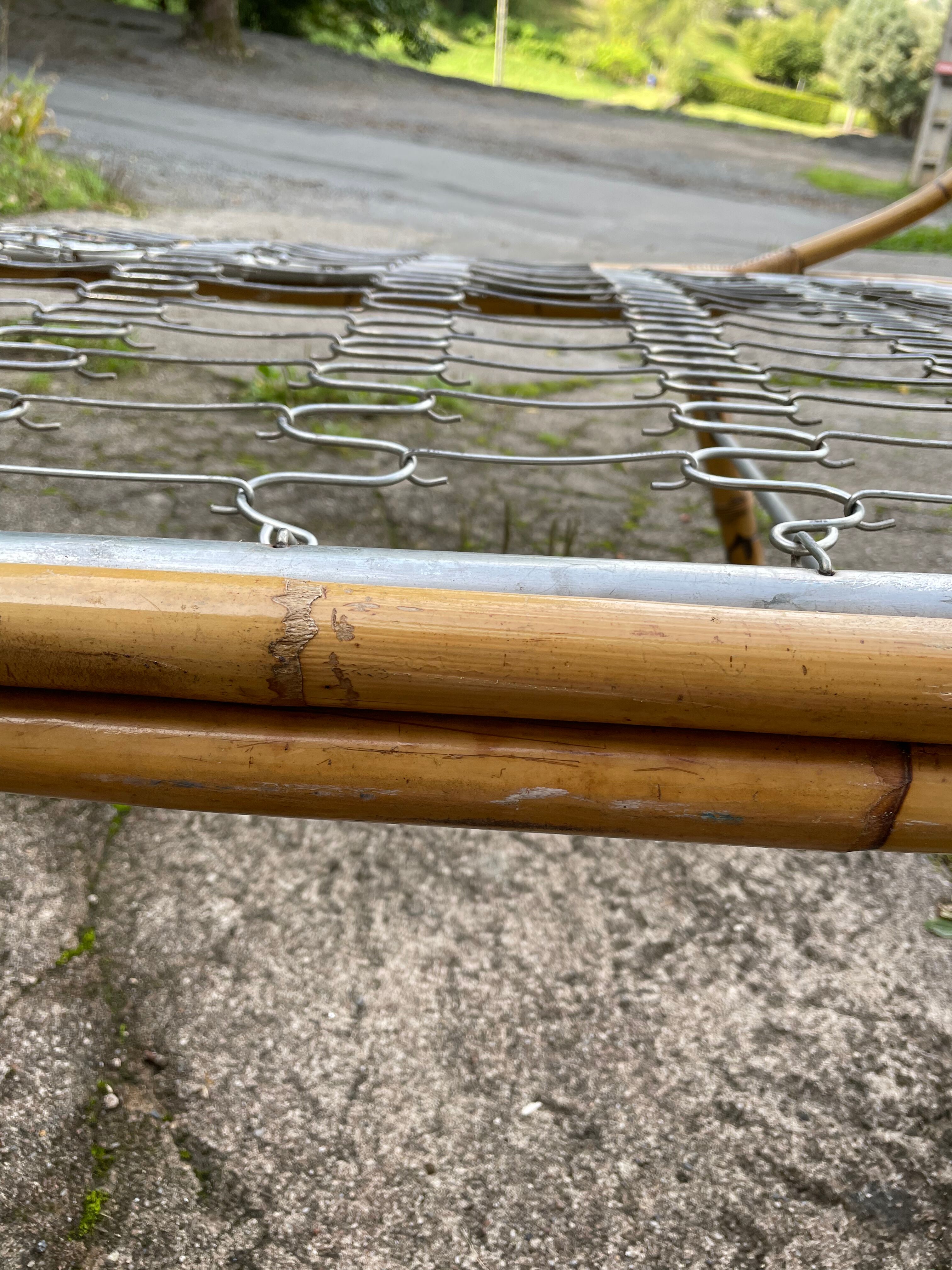 Lit corbeille en rotin