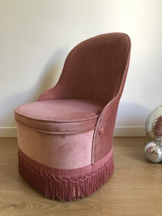 Toad style heater in original pink velvet with trunk