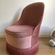 Chauffeuse style crapaud en velours rose