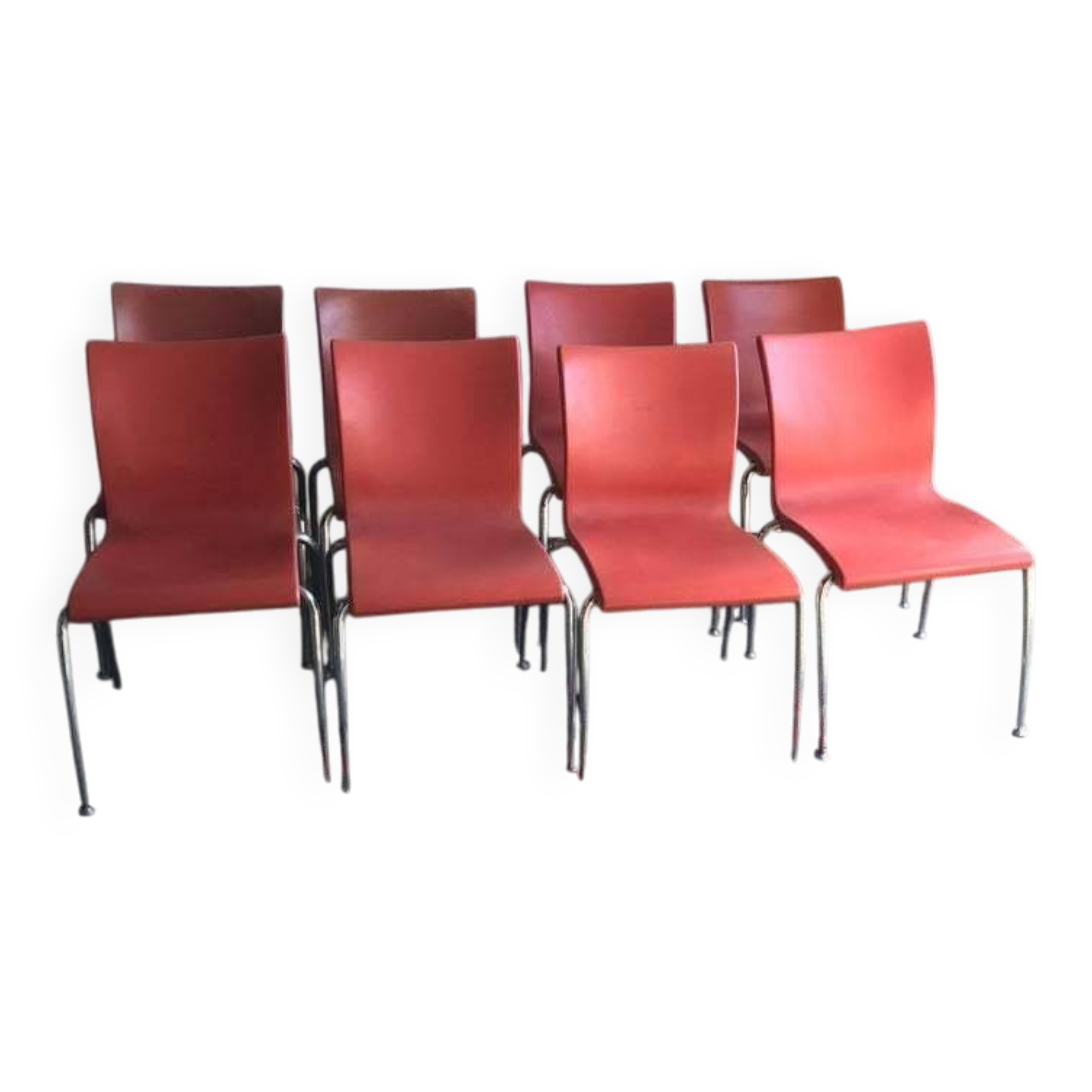 Lot de 8 chaises vintage rouges en terre cuite avec piétement chromé métallique – Martin Ballendat