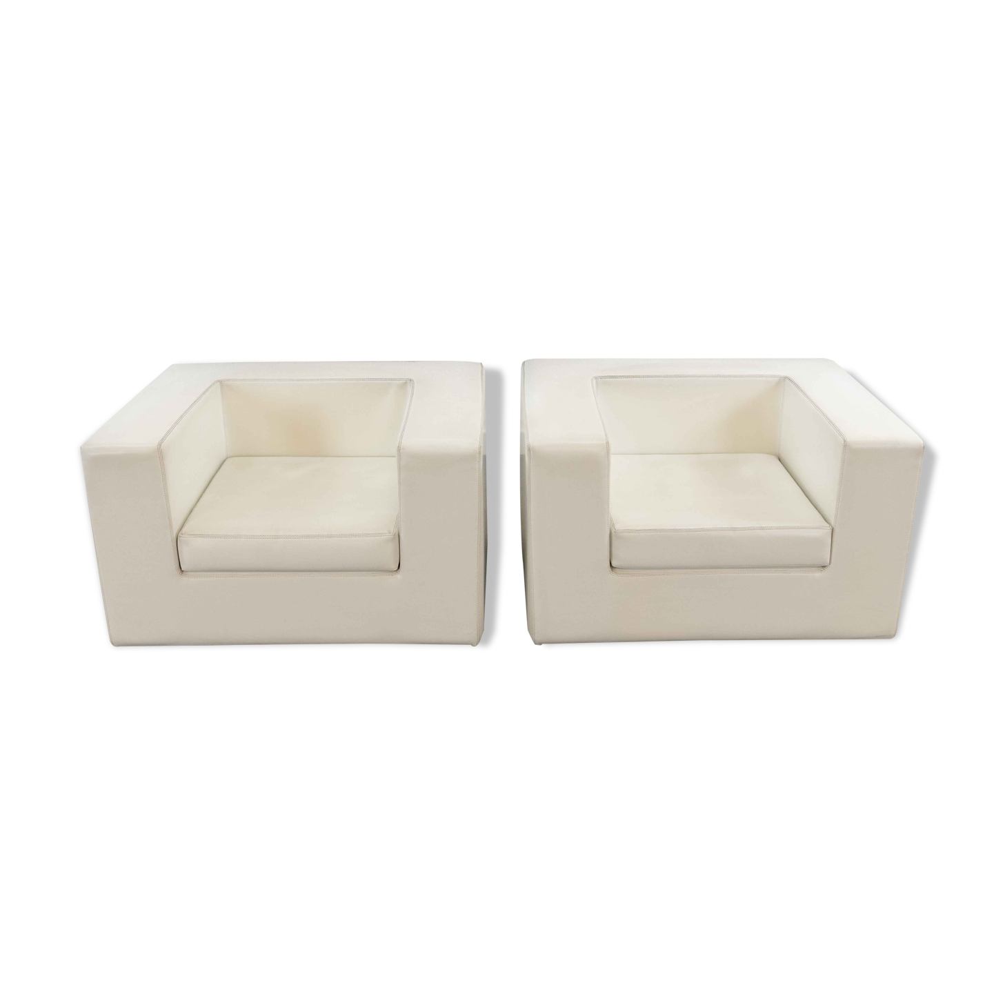 Pair of vintage Throw Away Armchairs by Willie Landels for Zanotta, white Vinyl