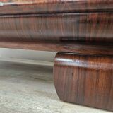 1930s Art Decò display cabinet in walnut and walnut root