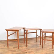 Tables gigognes en teck danois des années 50, ensemble de 3