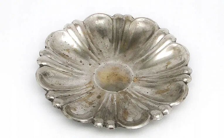 C5O Fruit Plate in the Shape of a Flower