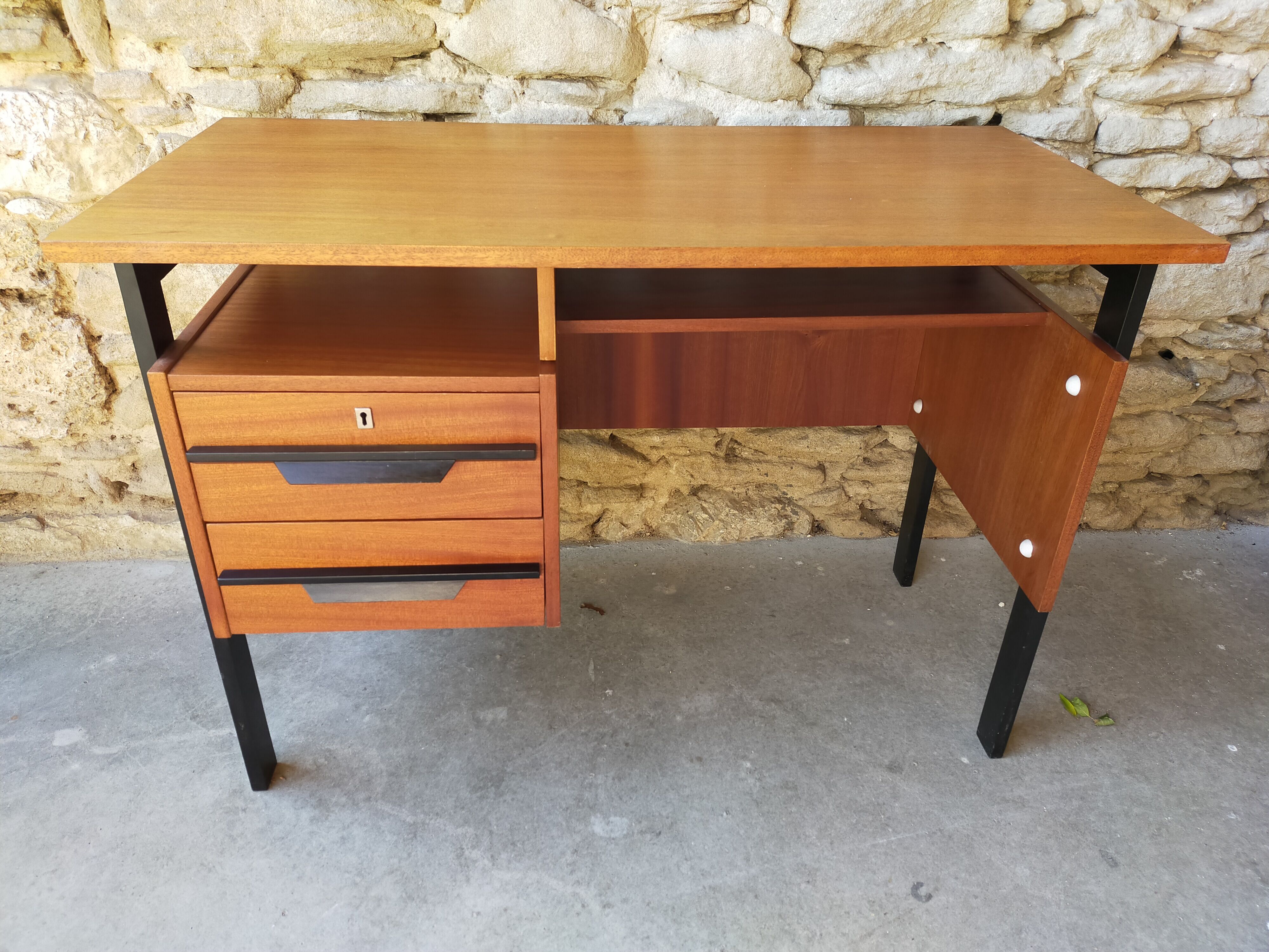 Bureau vintage