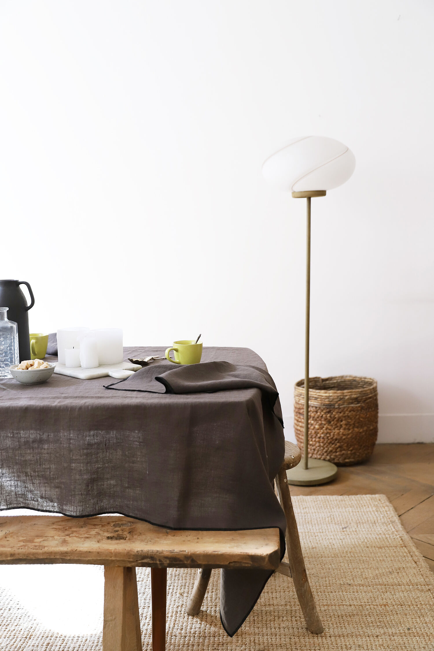 Nappe marron en lin upcyclé