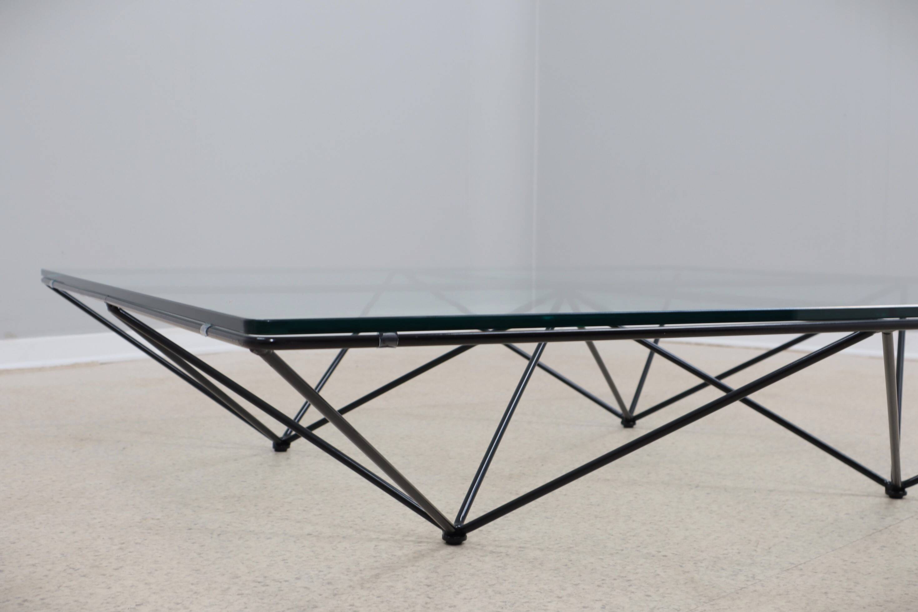 Alanda post-modern coffee table Paolo Piva 1980s