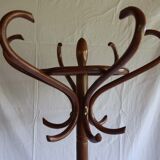 Coat rack parrot