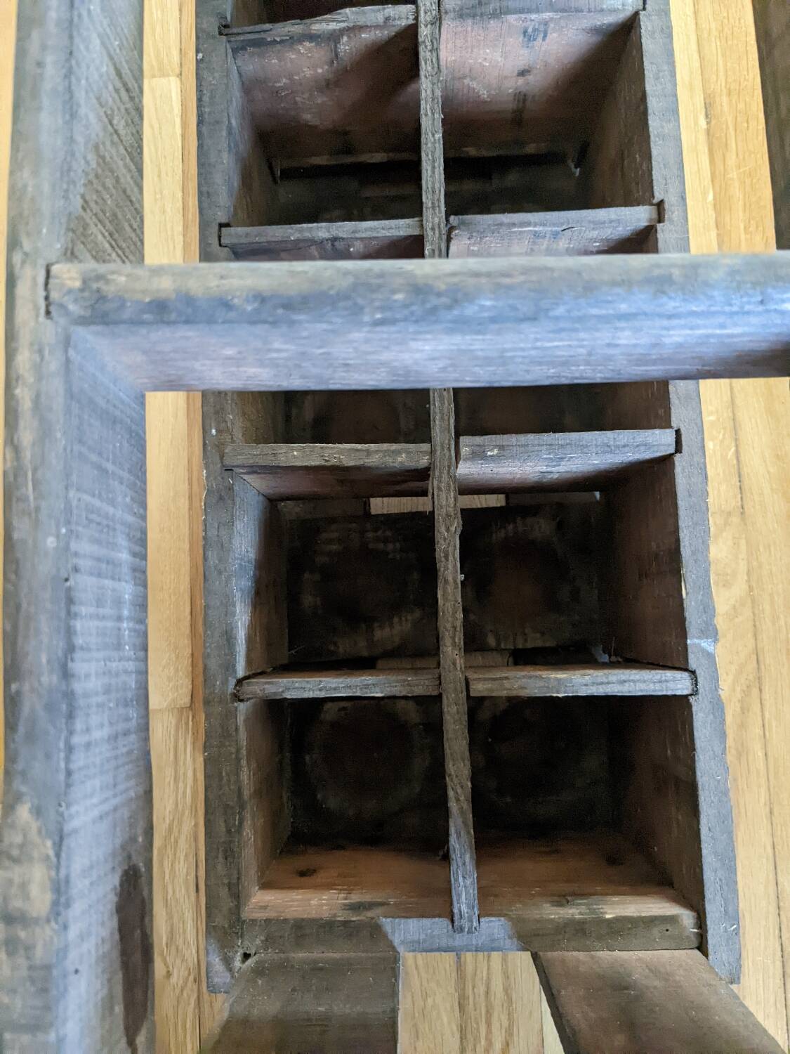 Wooden bottle holder