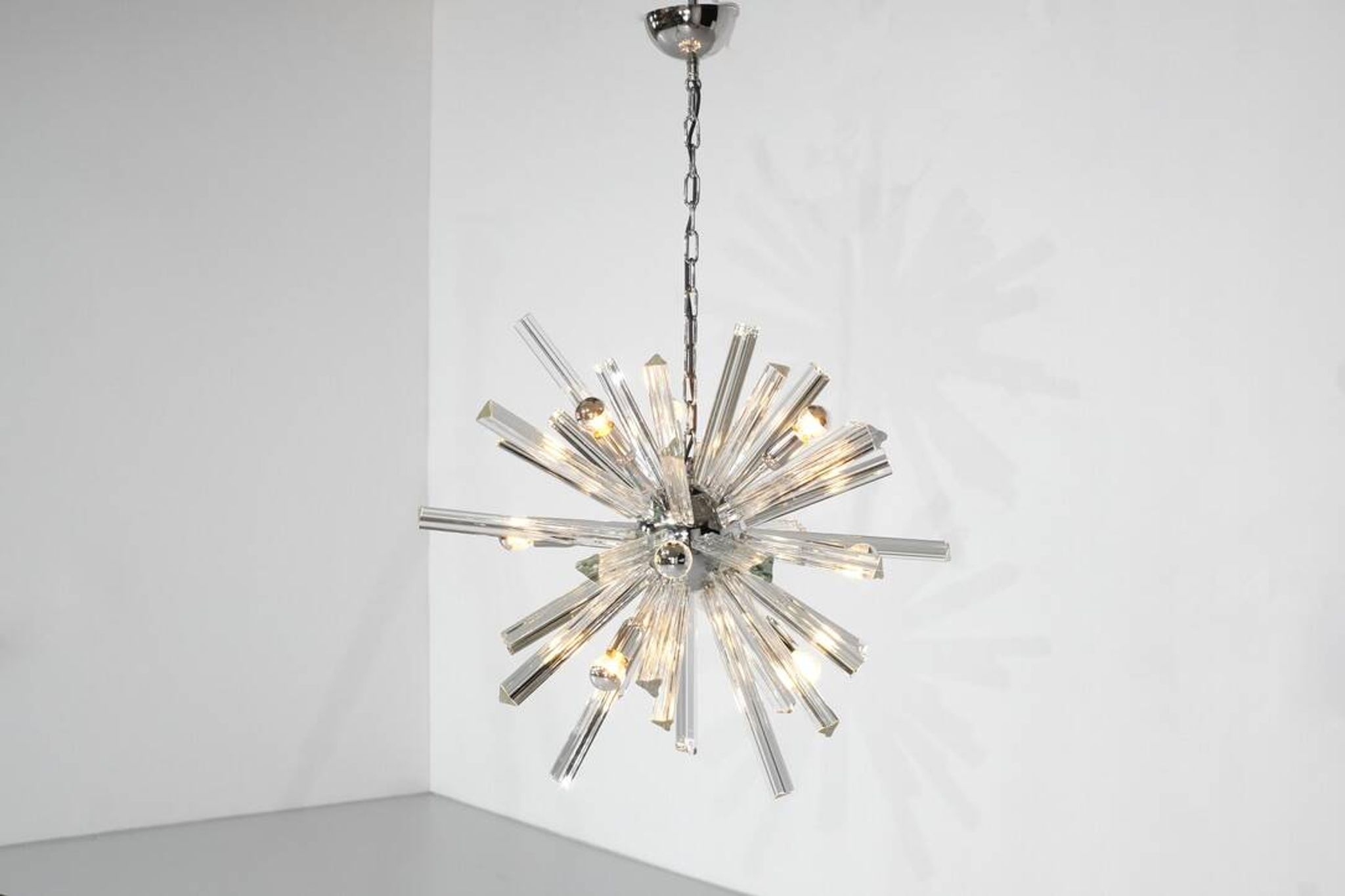 Murano glass Sputnik pendant light, Italy.