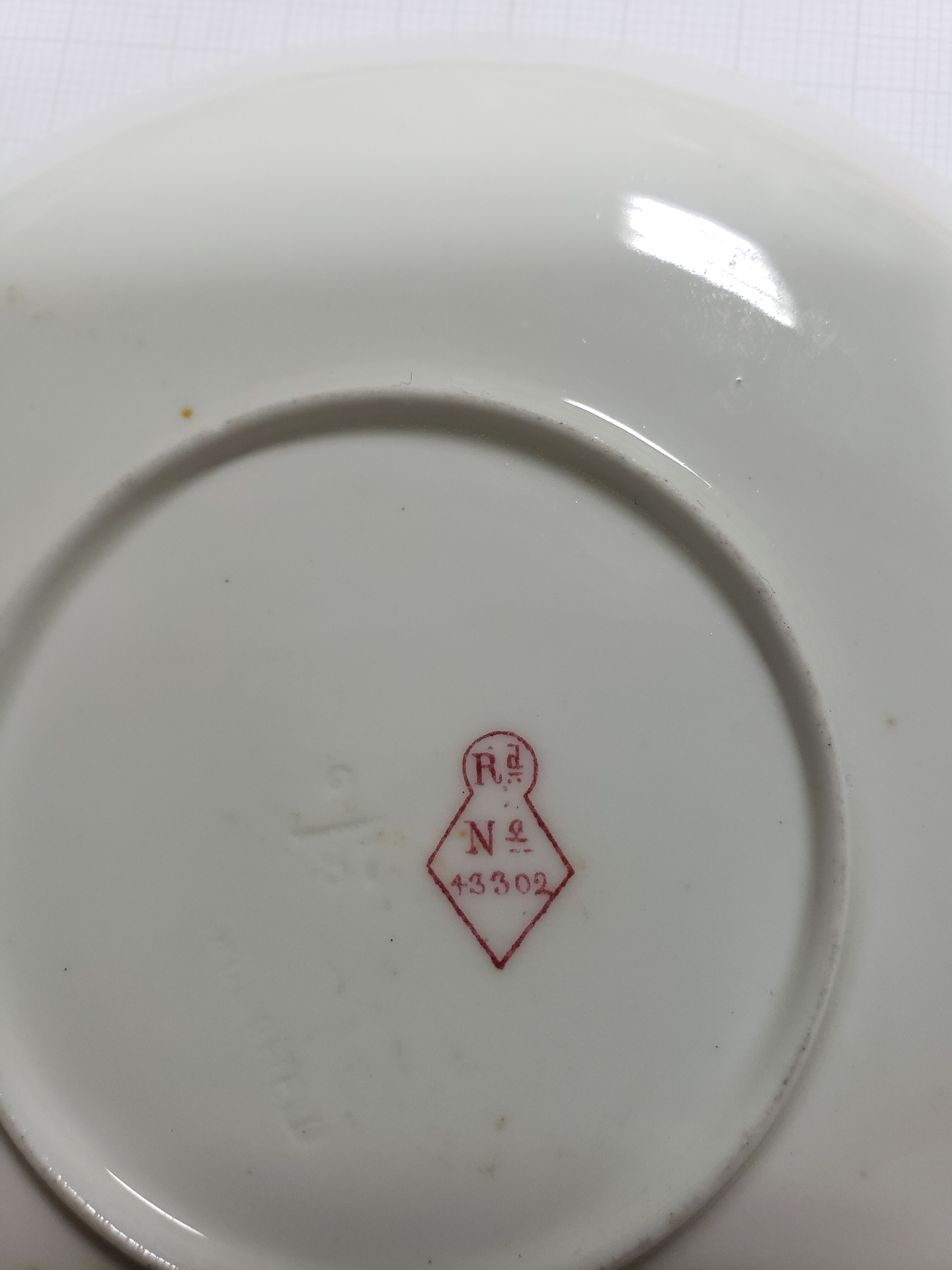 5 cups & 4 under cups blue flowers