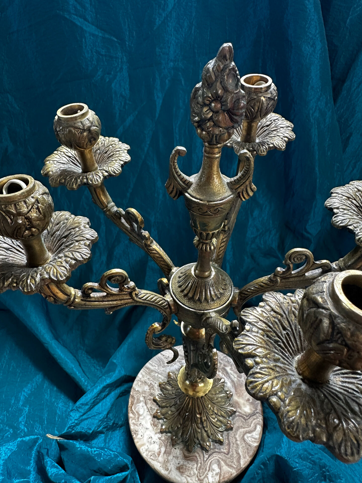 Superb rococo candelabrum. Louis XV, 5 lights. Electrified.