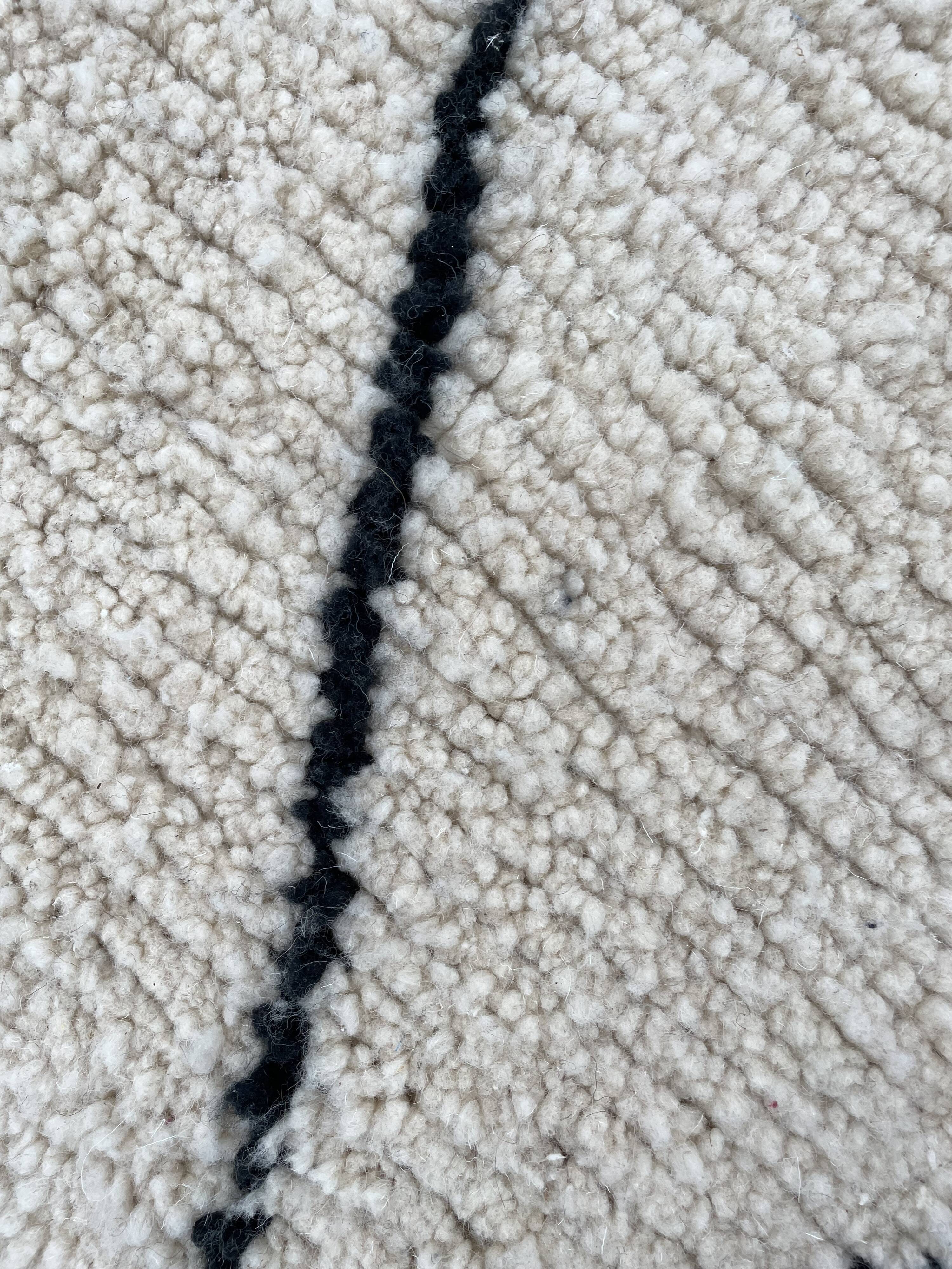 Carpet berbere beni ouarain corridor 75x380 cm