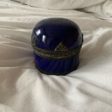 Ceramic pot and bronze blue flower old