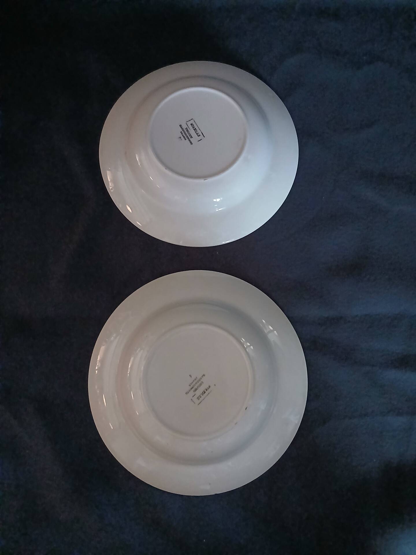8 assiettes creuses anciennes dépareillées 