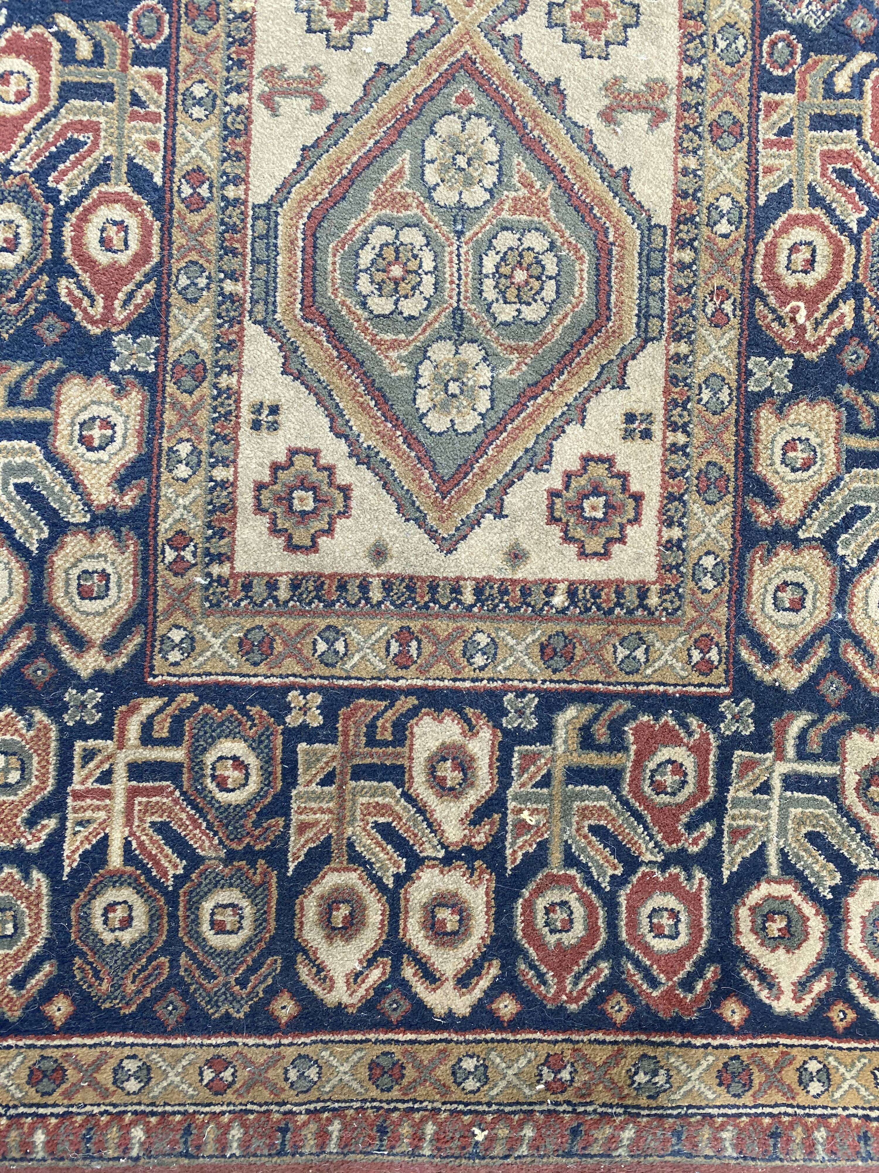 Persian style wool rug 60x120 cm